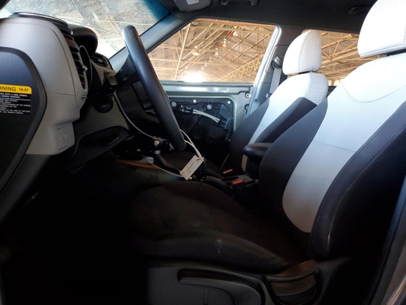 2017 Kia Soul with VIN KNDJN2A25H7497423, listed as a Copart auction lot 78693764 with 78,877 mi miles and Salvage Title. Bid and sale history available at carsss.com. Image 7.