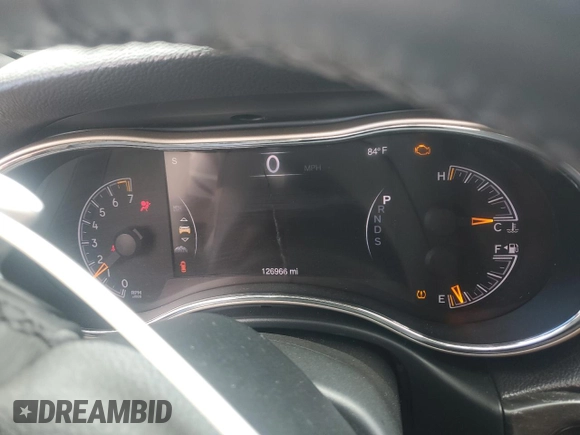2014 Jeep Grand Cherokee Limited z VIN 1C4RJFBG7EC204799, wystawiony jako Copart lot #62458805 z przebiegiem 126 966 mil mil oraz Szkoda całkowita • Salvage title. Historia ofert i sprzedaży dostępna na DreamBid. Obrazek 9.