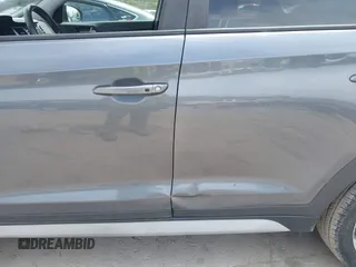 2017 Hyundai Tucson Sport with VIN KM8J3CA21HU407189, listed as a IAAI auction lot 42090562 with 113,618 mi miles. Bid and sale history available at carsss.com. Image 6.