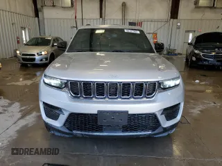 2024 Jeep Grand Cherokee Laredo z VIN 1C4RJHAG0RC159708, wystawiony jako Copart lot #56147465 z przebiegiem 7 221 mil mil oraz Szkoda całkowita • Salvage title. Historia ofert i sprzedaży dostępna na DreamBid. Obrazek 5.