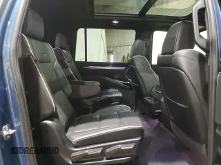 2025 Cadillac Escalade z VIN 1GYS9PRLXSR129201, wystawiony jako Copart lot #59422345 z przebiegiem 775 mil mil oraz Szkoda całkowita • Salvage title. Historia ofert i sprzedaży dostępna na DreamBid. Obrazek 11.