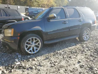 2011 Chevrolet Tahoe LT z VIN 1GNSKBE04BR355654, wystawiony jako Copart lot #52417365 z przebiegiem 181 771 mil mil oraz Nie do naprawy • Non repairable. Historia ofert i sprzedaży dostępna na DreamBid. Obrazek 1.