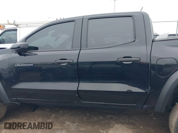 2023 Chevrolet Colorado 4WD Trail Boss with VIN 1GCPTEEK6P1253972, listed as a IAAI auction lot 41864105 with 19,238 mi miles. Bid and sale history available at carsss.com. Image 14.