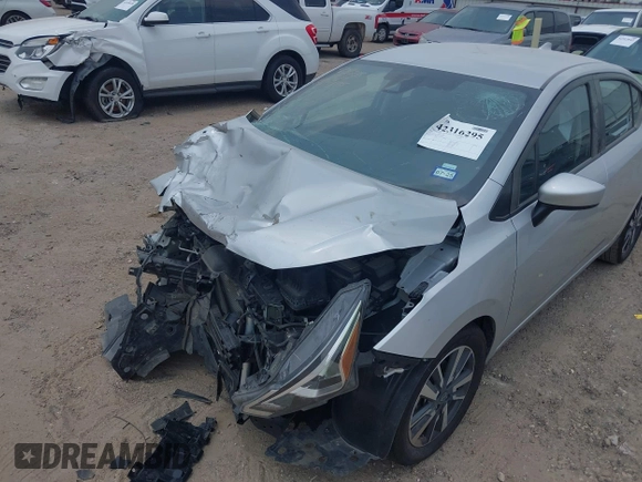 2023 Nissan Versa SV z VIN 3N1CN8EV6PL863550, wystawiony jako IAAI lot #42316295 z przebiegiem 43 353 mil mil oraz . Historia ofert i sprzedaży dostępna na DreamBid. Obrazek 6.