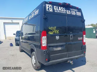 2016 Ram ProMaster Cargo Van with VIN 3C6TRVCG5GE126582, listed as a IAAI auction lot 42124926 with 175,646 mi miles. Bid and sale history available at carsss.com. Image 3.