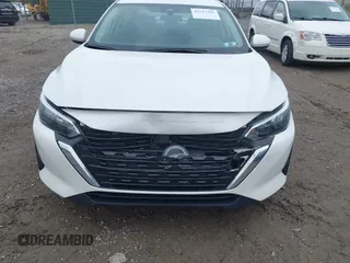 2024 Nissan Sentra SV z VIN 3N1AB8CV1RY221651, wystawiony jako IAAI lot #42215900 z przebiegiem 11 241 mil mil oraz . Historia ofert i sprzedaży dostępna na DreamBid. Obrazek 6.