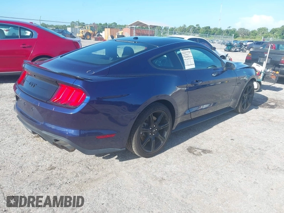 2019 Ford Mustang GT z VIN 1FA6P8CF5K5180706, wystawiony jako IAAI lot #42763920 z przebiegiem 73 915 mil mil oraz . Historia ofert i sprzedaży dostępna na DreamBid. Obrazek 4.