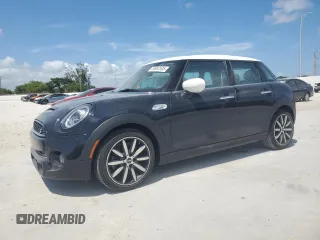 2020 MINI Hardtop 4 Door Cooper S with VIN WMWXU9C03L2L76233, listed as a Copart auction lot 53932505 with 10,818 mi miles and Non Repairable. Bid and sale history available at DreamBid. Image 1.