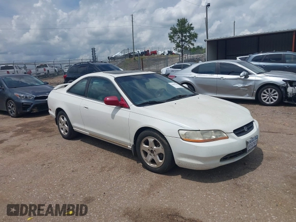 2000 Honda Accord EX z VIN 1HGCG2251YA001209, wystawiony jako IAAI lot #42099260 z przebiegiem 216 112 mil mil oraz . Historia ofert i sprzedaży dostępna na DreamBid. Obrazek 1.