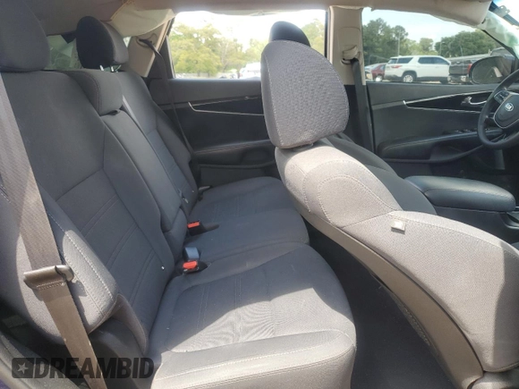 2019 Kia Sorento LX with VIN 5XYPG4A57KG462354, listed as a Copart auction lot 54949855 with 139,662 mi miles and Non Repairable. Bid and sale history available at DreamBid. Image 11.