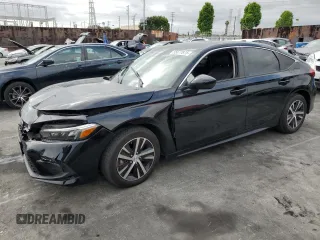 2024 Honda Civic LX z VIN 19XFL2H59RE002752, wystawiony jako Copart lot #55677875 z przebiegiem 15 982 mil mil oraz Szkoda całkowita • Salvage title. Historia ofert i sprzedaży dostępna na DreamBid. Obrazek 1.