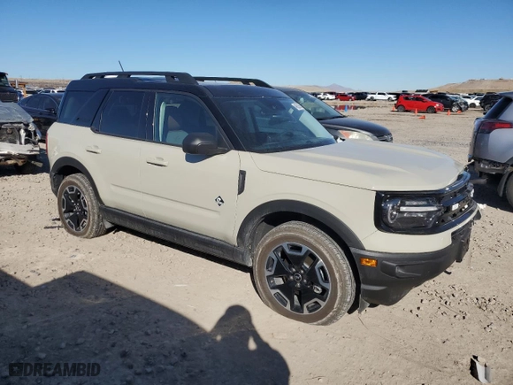 2024 Ford Bronco Sport Outer Banks with VIN 3FMCR9C6XRRE29761, listed as a Copart auction lot 46853555 with NaN miles and Salvage Title. Bid and sale history available at carsss.com. Image 4.