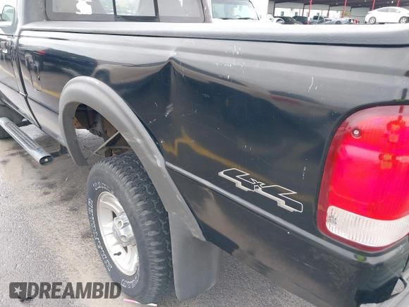 2000 Ford Ranger XLT with VIN 1FTYR11X6YTA70137, listed as a IAAI auction lot 42621131 with 220,066 mi miles and . Bid and sale history available at DreamBid. Image 6.