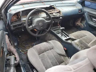 1990 Ford Thunderbird with VIN 1FAPP6046LH182637, listed as a Copart auction lot 82300484 with 149,365 mi miles and Salvage Title. Bid and sale history available at DreamBid. Image 8.