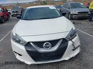 2016 Nissan Maxima SR with VIN 1N4AA6AP4GC449440, listed as a IAAI auction lot 41756271 with 136,685 mi miles and . Bid and sale history available at DreamBid. Image 12.