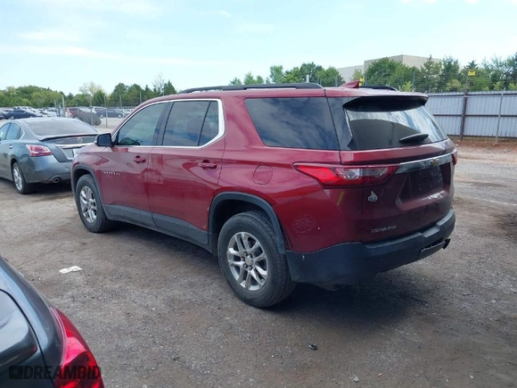 2019 Chevrolet Traverse LT Cloth with VIN 1GNERGKW9KJ259919, listed as a IAAI auction lot 40402725 with 114,645 mi miles. Bid and sale history available at carsss.com. Image 3.