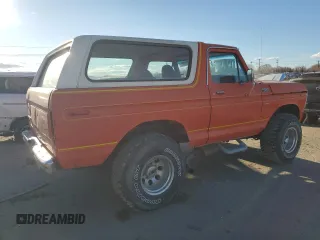 1979 Ford Bronco z VIN U15HLEG1462, wystawiony jako Copart lot #89210495 z przebiegiem 77 770 mil mil oraz Tytuł czysty. Historia ofert i sprzedaży dostępna na DreamBid. Obrazek 3.