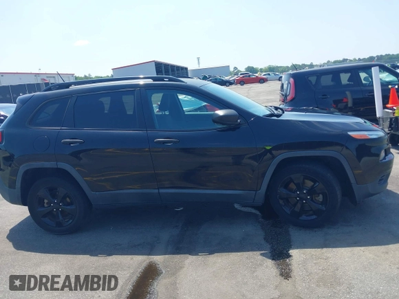 2017 Jeep Cherokee Sport z VIN 1C4PJLAB4HW514620, wystawiony jako IAAI lot #42070912 z przebiegiem 78 302 mil mil oraz . Historia ofert i sprzedaży dostępna na DreamBid. Obrazek 13.