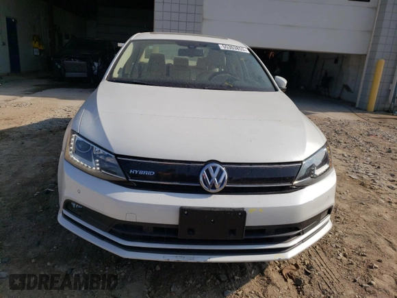 2015 Volkswagen Jetta Sedan Hybrid SEL Premium with VIN 3VW637AJXFM316204, listed as a Copart auction lot 55303853 with 100,746 mi miles. Bid and sale history available at carsss.com. Image 5.