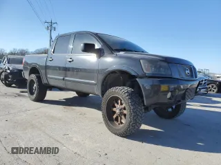 2012 Nissan Titan SV with VIN 1N6BA0EJ1CN301758, listed as a Copart auction lot 83424324 with 263,870 mi miles and Salvage Title. Bid and sale history available at carsss.com. Image 4.