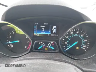 2015 Ford Escape Titanium с VIN 1FMCU9J95FUA75924, выставлен на аукционе IAAI как лот 42329222 с пробегом 123 817 миль миль и . История ставок и продаж доступна на DreamBid. Изображение 7.