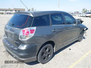 2005 Toyota Matrix STD with VIN 2T1KR32E85C342284, listed as a IAAI auction lot 41987434 with 280,984 mi miles and . Bid and sale history available at DreamBid. Image 4.