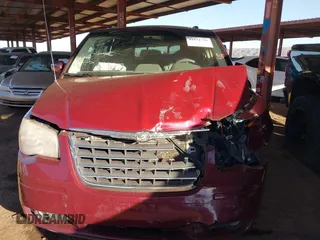 2008 Chrysler Town & Country Touring with VIN 2A8HR54P48R786571, listed as a IAAI auction lot 41871738 with 142,235 mi miles. Bid and sale history available at carsss.com. Image 13.