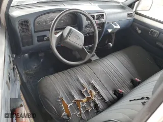 1995 Nissan Trucks 2WD with VIN 1N6SD11S3SC379478, listed as a Copart auction lot 52209415 with 21,068 mi miles and Salvage Title. Bid and sale history available at carsss.com. Image 8.