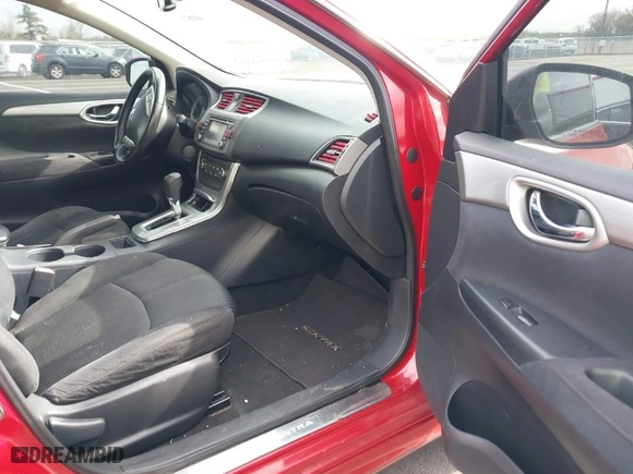 2013 Nissan Sentra SV with VIN 3N1AB7AP7DL729319, listed as a IAAI auction lot 41870076 with 1 mi miles. Bid and sale history available at carsss.com. Image 5.