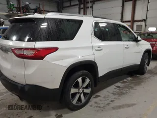 2018 Chevrolet Traverse LT Leather with VIN 1GNEVHKW3JJ230464, listed as a IAAI auction lot 41184358 with 132,189 mi miles. Bid and sale history available at carsss.com. Image 4.