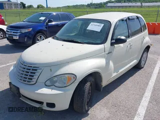 2006 Chrysler PT Cruiser Touring z VIN 3A4FY58B26T215567, wystawiony jako IAAI lot #42345985 z przebiegiem Nie podano mil oraz . Historia ofert i sprzedaży dostępna na DreamBid. Obrazek 2.