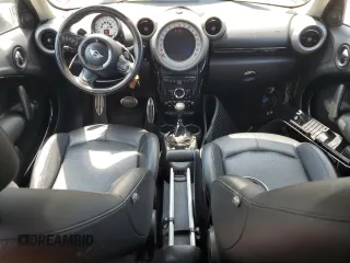 2011 MINI Countryman S with VIN WMWZC5C57BWL53495, listed as a Copart auction lot 61956365 with 117,812 mi miles and Clean title. Bid and sale history available at DreamBid. Image 8.