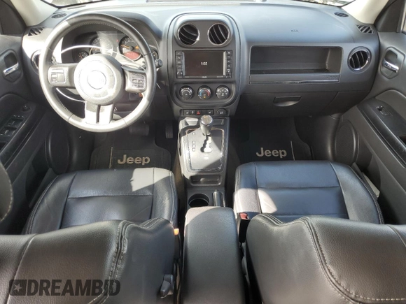 2016 Jeep Patriot Latitude with VIN 1C4NJRFB3GD586468, listed as a Copart auction lot 43583485 with 82,164 mi miles and Salvage Title. Bid and sale history available at carsss.com. Image 8.