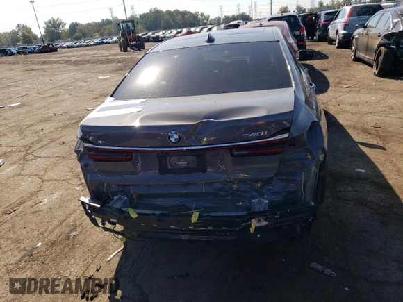 2020 BMW 7 Series 740i xDrive with VIN WBA7T4C03LCD02216, listed as a Copart auction lot 70329143 with 22,696 mi miles. Bid and sale history available at carsss.com. Image 6.