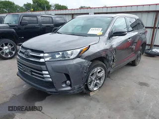 2018 Toyota Highlander Limited with VIN 5TDYZRFH5JS276425, listed as a IAAI auction lot 42070369 with 129,215 mi miles and . Bid and sale history available at DreamBid. Image 23.