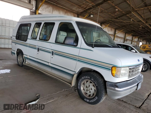 1992 Ford Econoline Cargo z VIN 1FDEE14H7NHA94279, wystawiony jako Copart lot #82831194 z przebiegiem Nie podano mil oraz Czysty tytuł • Clean title. Historia ofert i sprzedaży dostępna na DreamBid. Obrazek 4.
