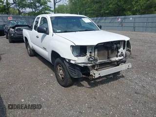2008 Toyota Tacoma with VIN 5TETX22N68Z539747, listed as a IAAI auction lot 42334148 with 300,321 mi miles and . Bid and sale history available at DreamBid. Image 1.
