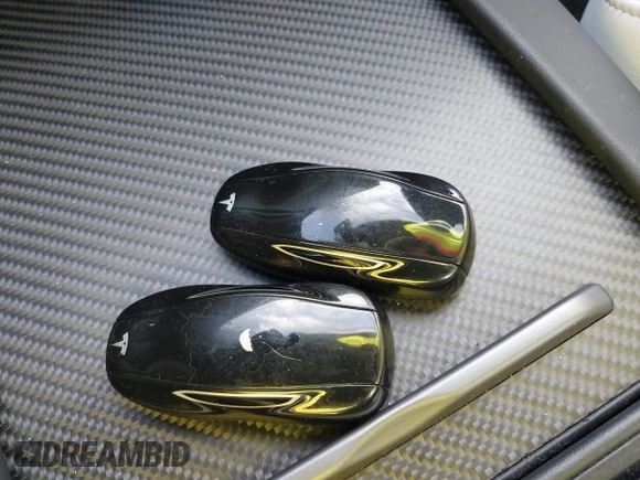2018 Tesla Model S 75D z VIN 5YJSA1E20JF277384, wystawiony jako IAAI lot #42680941 z przebiegiem 50 464 mil mil oraz . Historia ofert i sprzedaży dostępna na DreamBid. Obrazek 11.