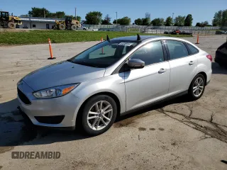2017 Ford Focus SE z VIN 1FADP3F29HL339332, wystawiony jako Copart lot #56556735 z przebiegiem 93 050 mil mil oraz Szkoda całkowita • Salvage title. Historia ofert i sprzedaży dostępna na DreamBid. Obrazek 1.