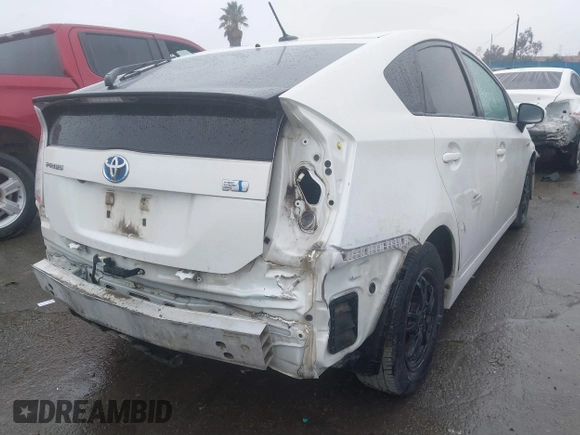 2015 Toyota Prius Four with VIN JTDKN3DU9F0424875, listed as a IAAI auction lot 41525682 with 231,098 mi miles. Bid and sale history available at carsss.com. Image 4.