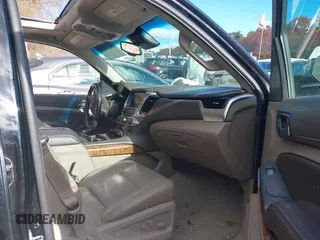 2015 Chevrolet Tahoe LTZ z VIN 1GNSKCKC3FR584689, wystawiony jako IAAI lot #41505580 z przebiegiem 37 012 mil mil oraz . Historia ofert i sprzedaży dostępna na DreamBid. Obrazek 5.