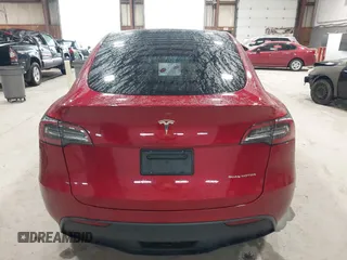 2024 Tesla Model Y Long Range with VIN 7SAYGAEE2RF986206, listed as a IAAI auction lot 42177852 with 14,399 mi miles and . Bid and sale history available at carsss.com. Image 15.