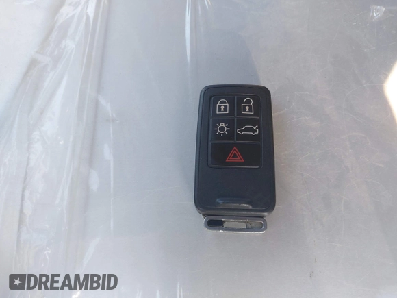 2012 Volvo S60 T5 с VIN YV1622FS0C2056306, выставлен на аукционе IAAI как лот 42394014 с пробегом 152 329 миль миль и . История ставок и продаж доступна на DreamBid. Изображение 11.
