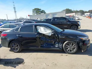 2019 Kia Optima LX with VIN 5XXGT4L31KG357854, listed as a IAAI auction lot 41458399 with 167,500 mi miles. Bid and sale history available at carsss.com. Image 13.