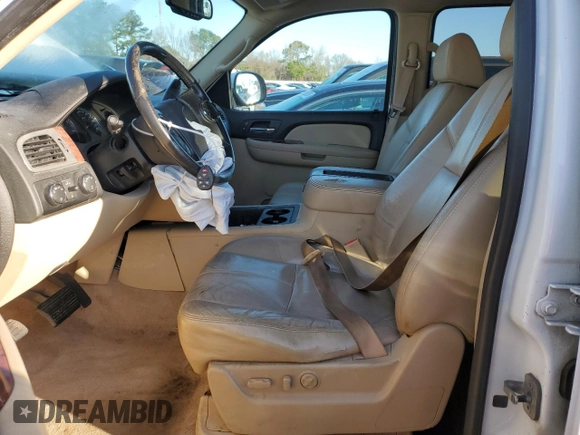 2008 Chevrolet Suburban LT w/3LT with VIN 1GNFK16358J242601, listed as a Copart auction lot 47931135 with 336,023 mi miles and Salvage Title. Bid and sale history available at carsss.com. Image 7.