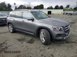 2023 Mercedes-Benz GLB 250 z VIN W1N4M4GB4PW260633, wystawiony jako Copart lot #43804695 z przebiegiem 37 763 mil mil oraz Szkoda całkowita • Salvage title. Historia ofert i sprzedaży dostępna na DreamBid. Obrazek 4.