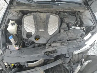 2014 Kia Cadenza Premium with VIN KNALN4D7XE5129786, listed as a Copart auction lot 66028364 with 403,616 mi miles and Salvage Title. Bid and sale history available at carsss.com. Image 13.
