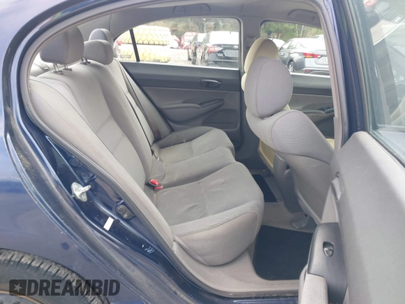 2009 Honda Civic DX-VP z VIN 2HGFA16329H512240, wystawiony jako IAAI lot #42310986 z przebiegiem 212 760 mil mil oraz . Historia ofert i sprzedaży dostępna na DreamBid. Obrazek 8.
