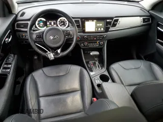 2019 Kia Niro Touring with VIN KNDCE3LC2K5312266, listed as a Copart auction lot 80766574 with 71,560 mi miles and Salvage Title. Bid and sale history available at carsss.com. Image 8.