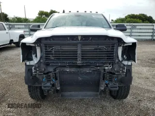 2022 Ram 3500 Tradesman with VIN 3C63R3CL1NG115825, listed as a Copart auction lot 73085954 with 70,376 mi miles and Salvage Title. Bid and sale history available at carsss.com. Image 5.